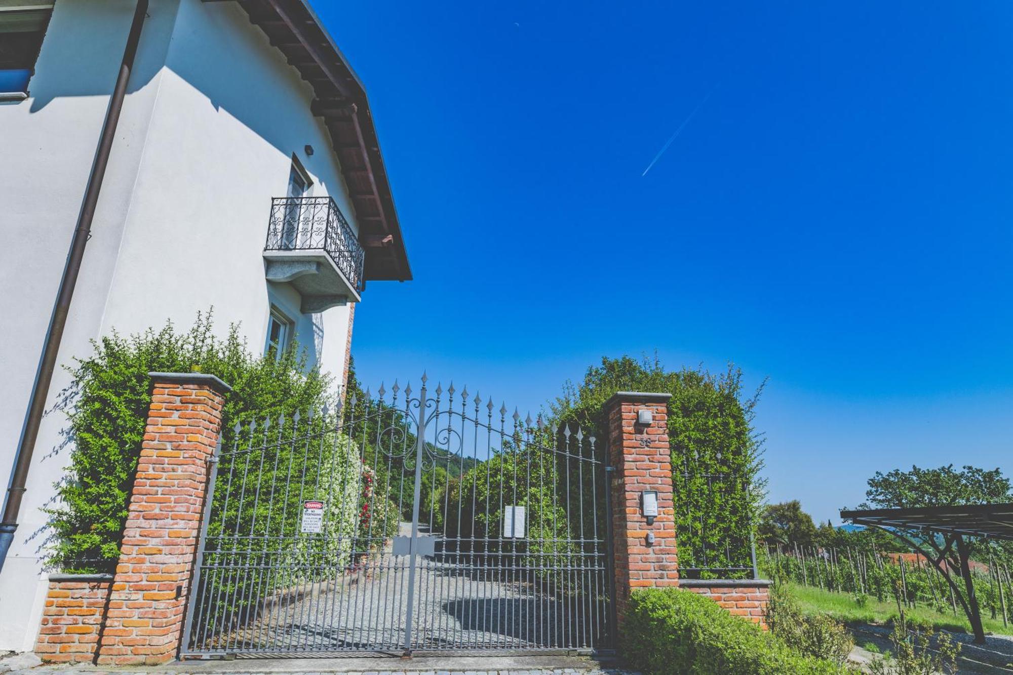 Myvilla Suites Palazzo Canavese Luaran gambar